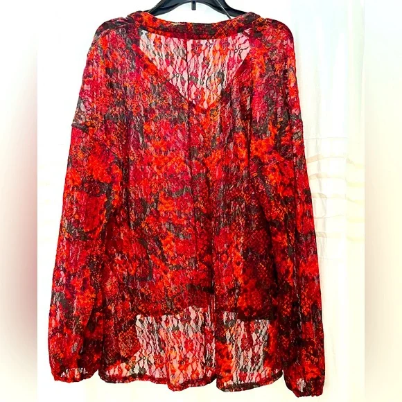 FREE PEOPLE Medium Out For The Night vibrant ruby red lace top NWOT - Picture 4 of 5